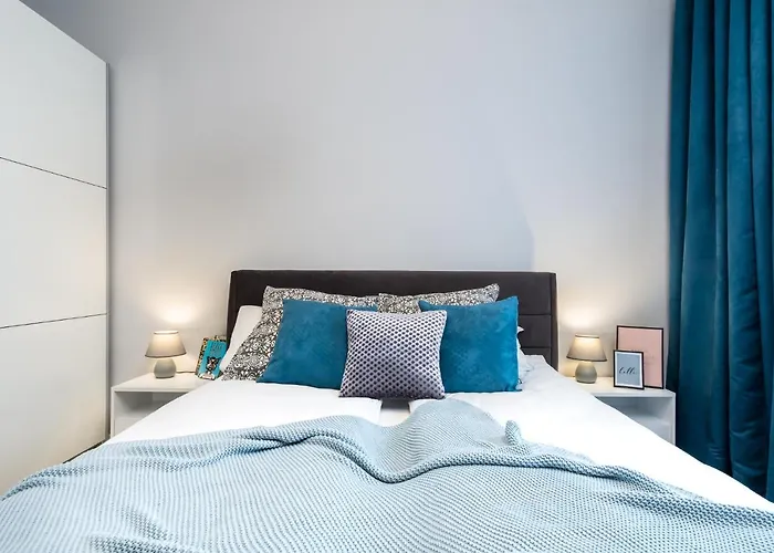 Elite Apartments Family City Center